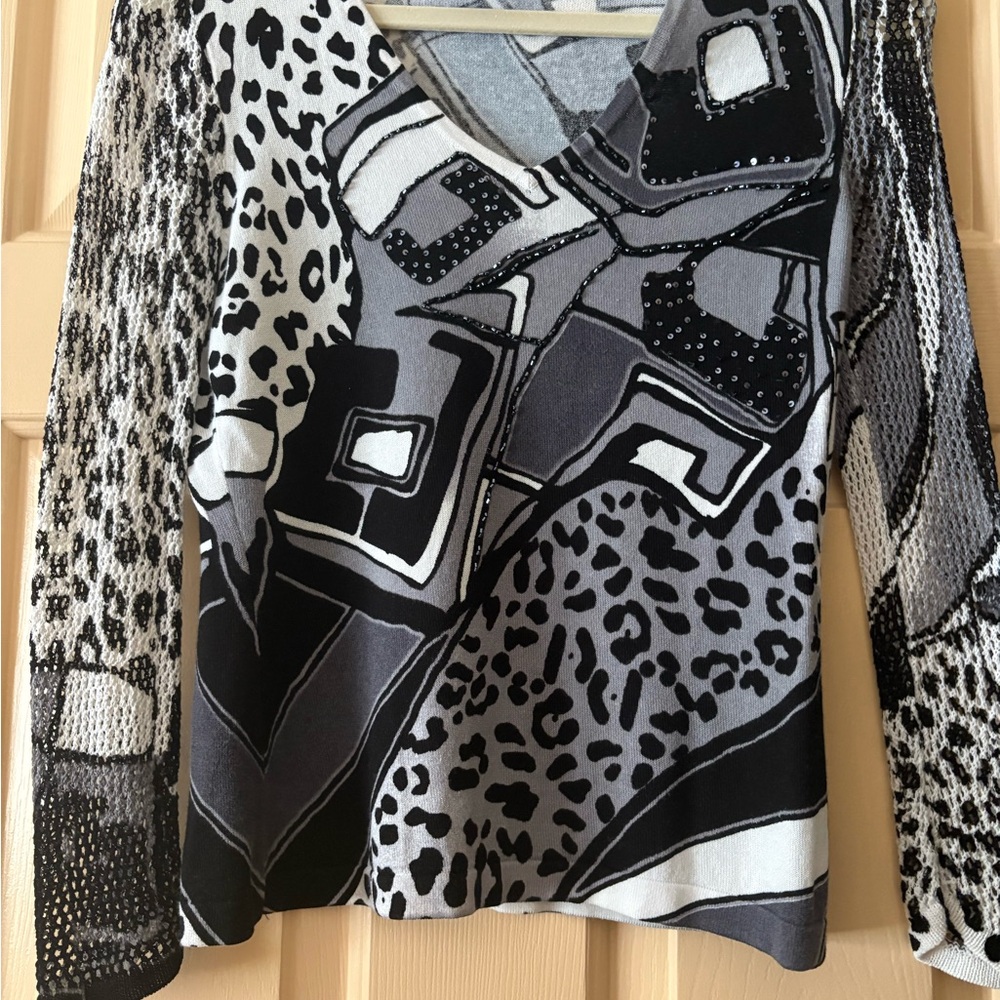 Stylish Black and Gray Women's Top